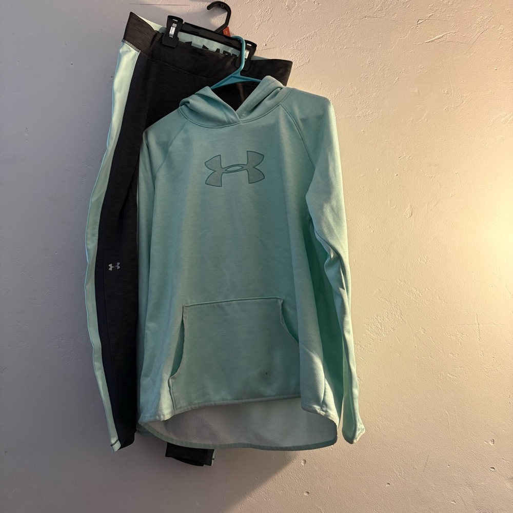 Under Armour Storm Hoodie & Leggings Set Women’s Medium Aqua Gray Outfit